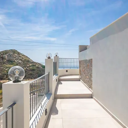 Lithos Luxury Pool Вилла *