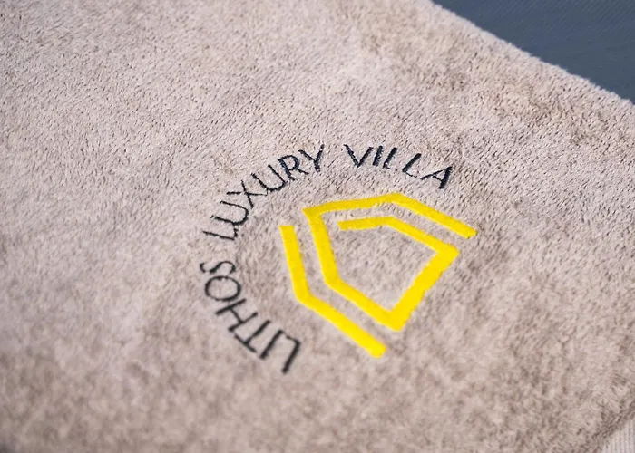 Lithos Luxury Pool * Lakki (Karpathos)