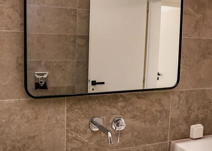 Lithos Luxury Pool Вилла