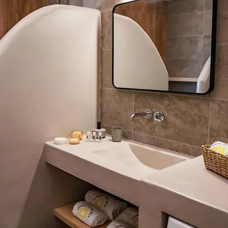 Lithos Luxury Pool Lakki (Karpathos)