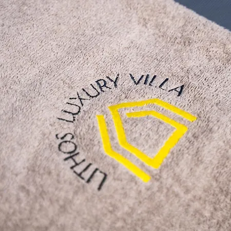 Lithos Luxury Pool * Lakki (Karpathos)