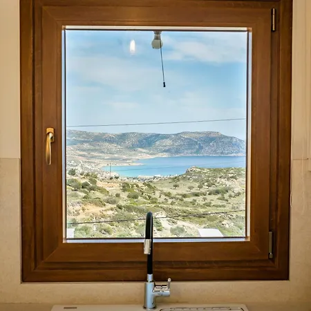 Lithos Luxury Pool Вилла