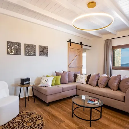 Lithos Luxury Pool * Lakki (Karpathos)