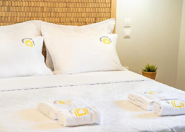 Lithos Luxury Pool فيلة *