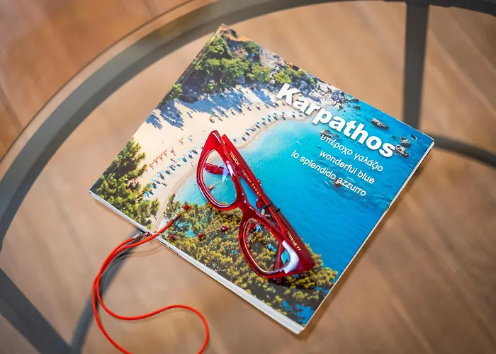 Lithos Luxury Pool *