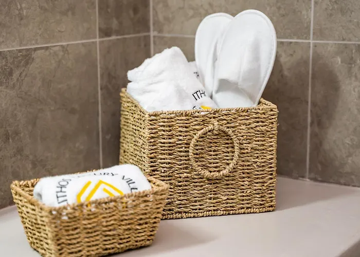 فيلة Lithos Luxury Pool